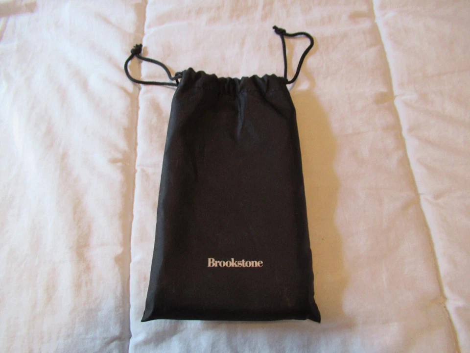 Brookstone Keyboard Bluetooth Wireless Folding Black - excellent condition - Image 2 of 4