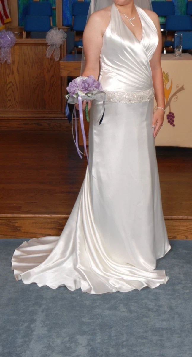 Satin Halter Neck A-Line David's Bridal Wedding Dresses for sale