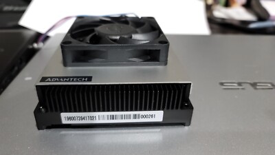 ADVANTECH Dynamic Heat Conduction System Cooler Embed Heat Sink + Fan SOM-5897