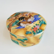 VTG 1981 PORCELAIN HAND PAINTED TAKAHASHI JADE TREE TRINKET BOX JAPAN