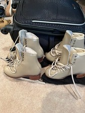 Figure skates by Harlick size 51/2