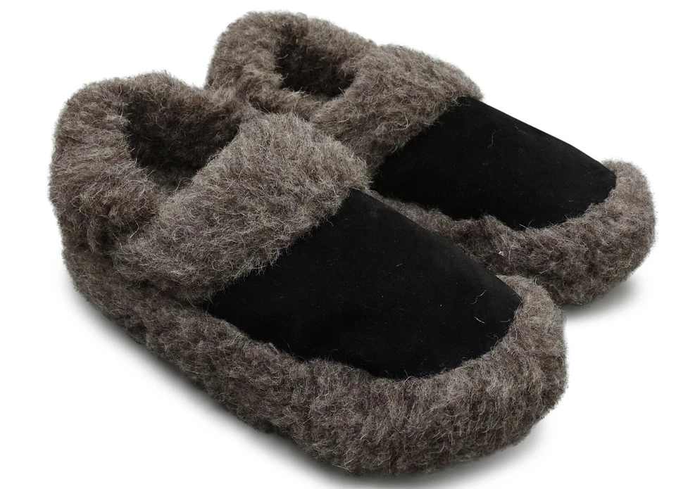 Hüttenschuhe, Hausschuhe  aus 100% Schafwolle, Lammwolle, Schaffell, Leder Sohle