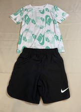 Kids Nike Shirt And Shorts Fit Size 6 75
