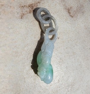 Vintage Antique Carved Jade Stone Interlocked Rings Links Pendant Fob Figure