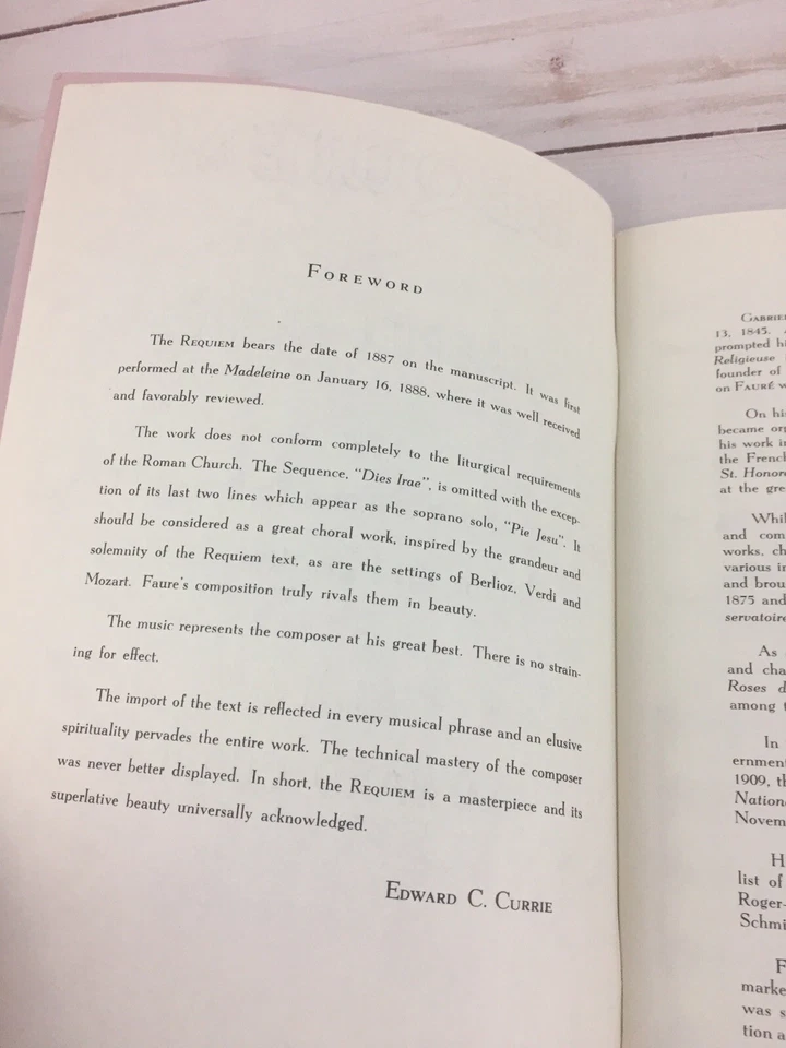 Vintage REQUIEM Gabriel Faure Choir Chorus Vocal music book Latin & English Text - Image 4 of 4
