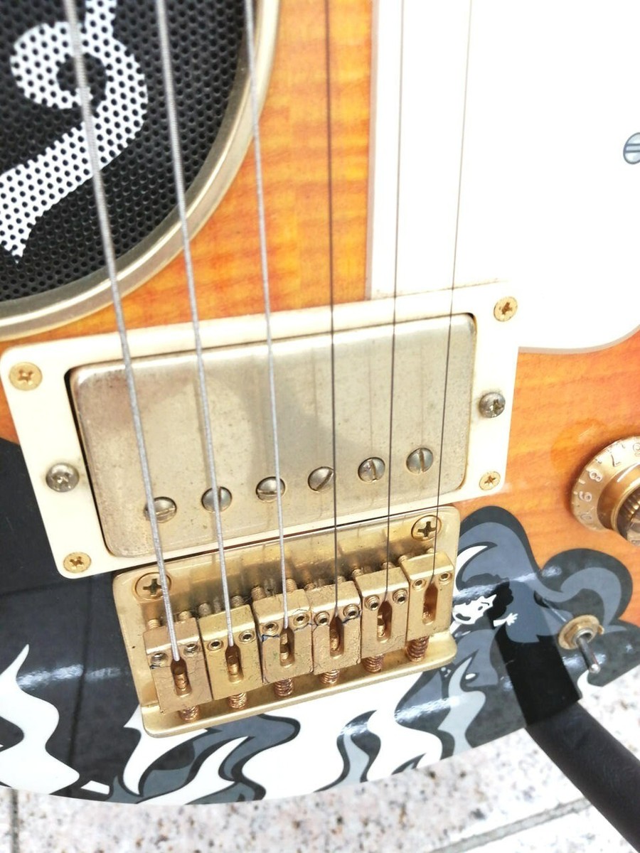 FERNANDES ZO-3 ART ROCK SERIES DAZED with “DAZE COMFUSE” lettering