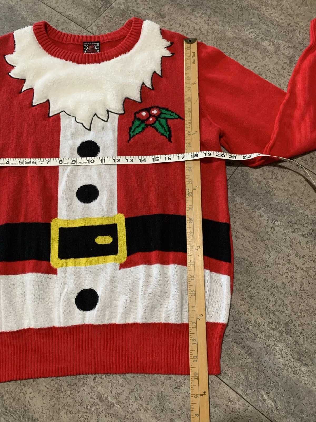 Holiday Sweater Size L Red Santa Mistletoe Ugly Christmas Unisex Women's