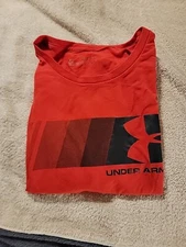 Under Armour Fast Left Chest Logo Mens Red Heatgear Short Sleeve TShirt Size 2XL