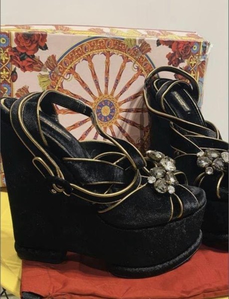 Women Dolce & Gabbana Heels Black Velvet 39
