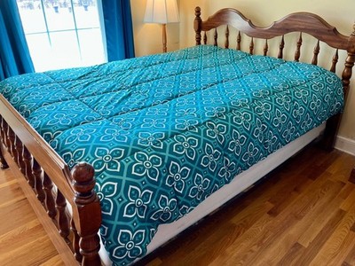 The Big One  Reversible Down-Alternative Comforter  Teal Medallion Full/queen