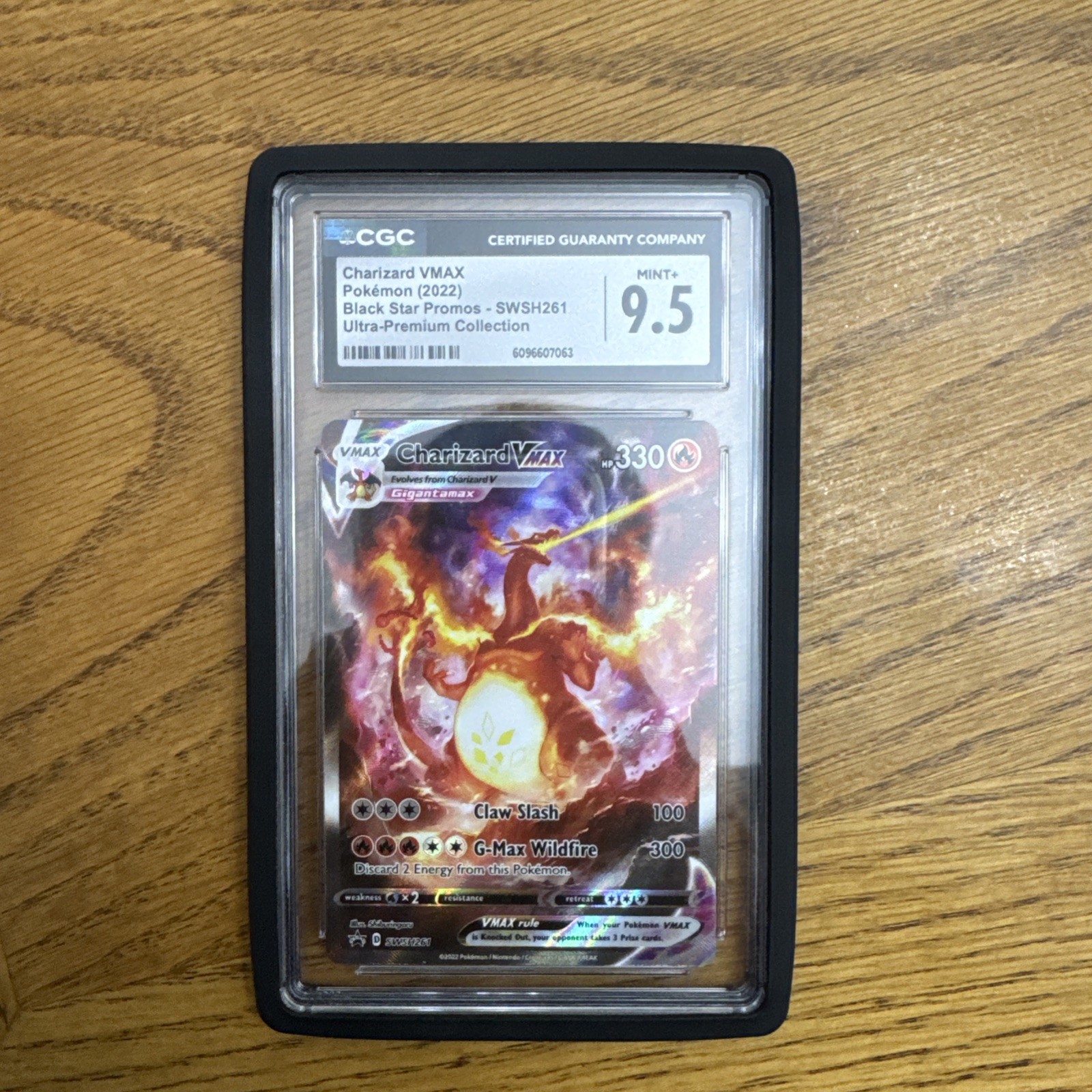CGC 9.5 Charizard VMAX SWSH261 Black Star Promo - Pokemon TCG - SHIPS FAST