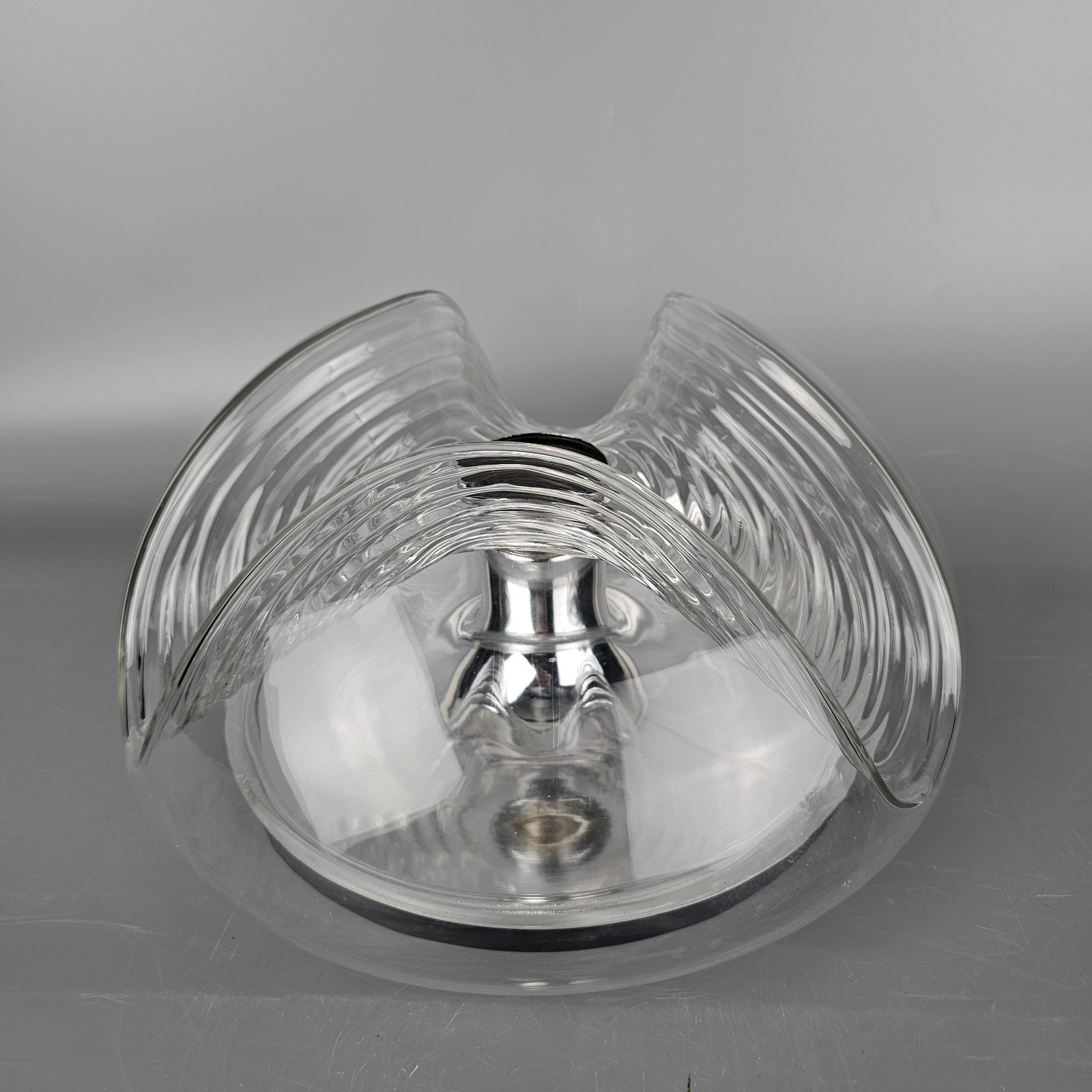 Foto 9 van Vintage Ceiling Lamp, Peill & Putzler “Wave” / “Futura”, Ø 32 cm, space age