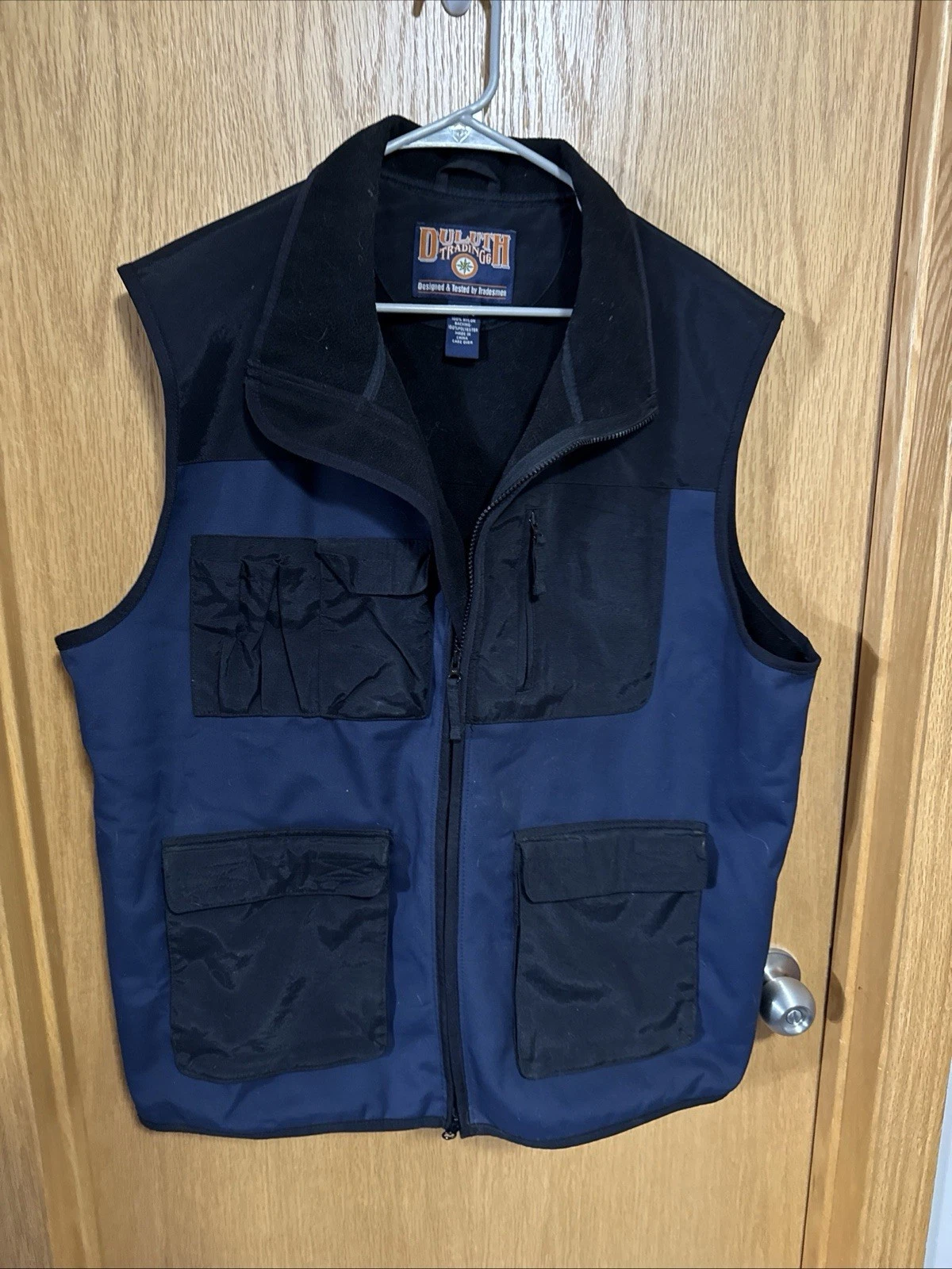 Duluth Trading Vest Men's XL Cargo Utility Pockets Blue Black Full Zip Outdoor
