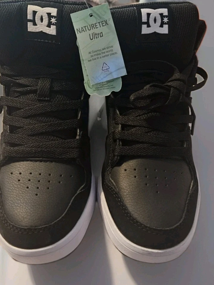 DC Shoes Cure HI Top Juvenil 3.5 Negro Blanco Tenis Skateboarding Nuevo Con Caja Foto 4 de 4