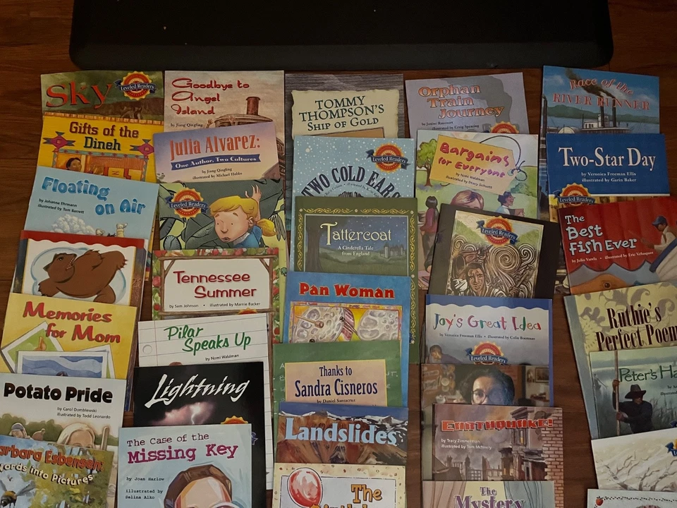 Houghton Mifflin Leveled Readers Huge Lot of 34 Booklet Books for Level 4 School - Image 2 of 4