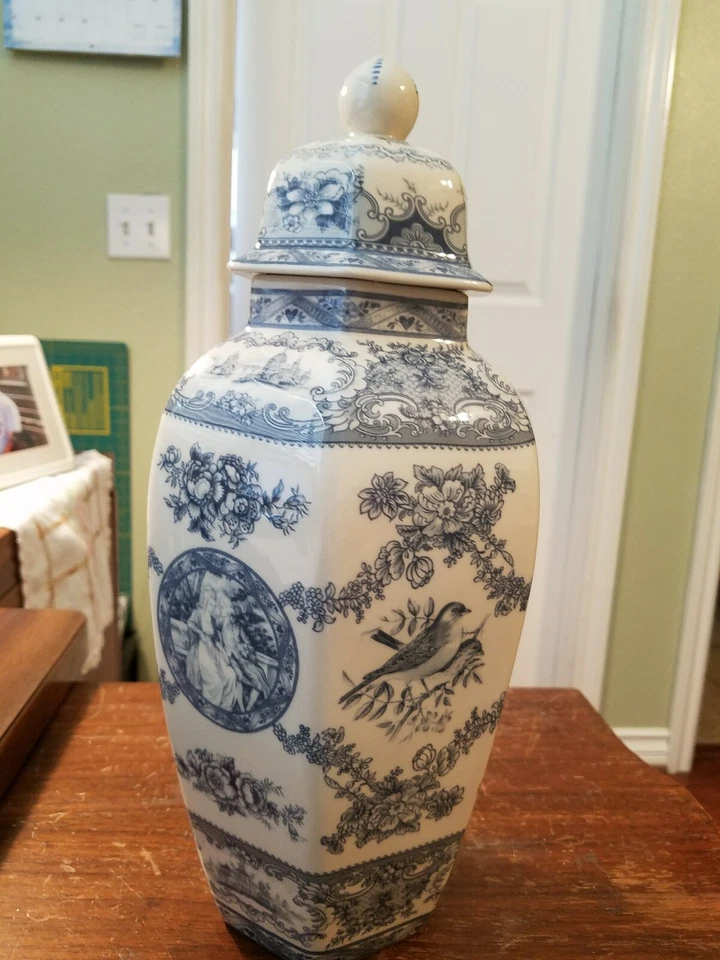 Antique Victorian Porcelain Urn Marked w/ Coat of Arms ? with Lions Man Head - Image 4 of 4