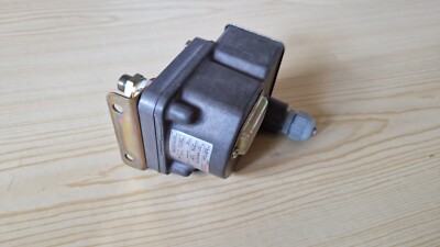 Barksdale Druckschalter D2T-M80SS-P2 0,28 bis 5,5 Bar