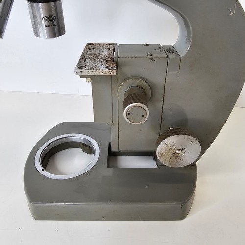 Microscopio stereo vintage Olympus Tokyo, per ricambi o riparazioni, così com'è, vedi foto - Foto 3 di 23