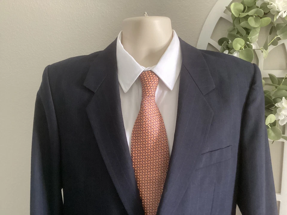 ALEXANDER  2 Btn ALL WOOL 2 Pc SUIT Sz 40R 34 X 30 Navy Blue Striped Sharp! - Image 3 of 4