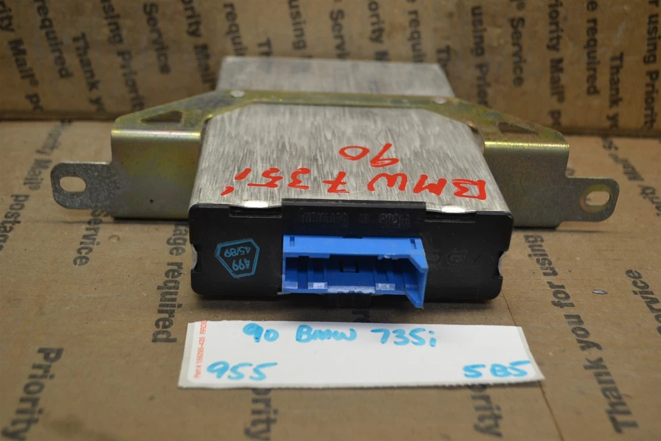 1990 BMW 735i Cruise Control Unit 1384734 Module 955-5B5 - Imagem 3 de 3