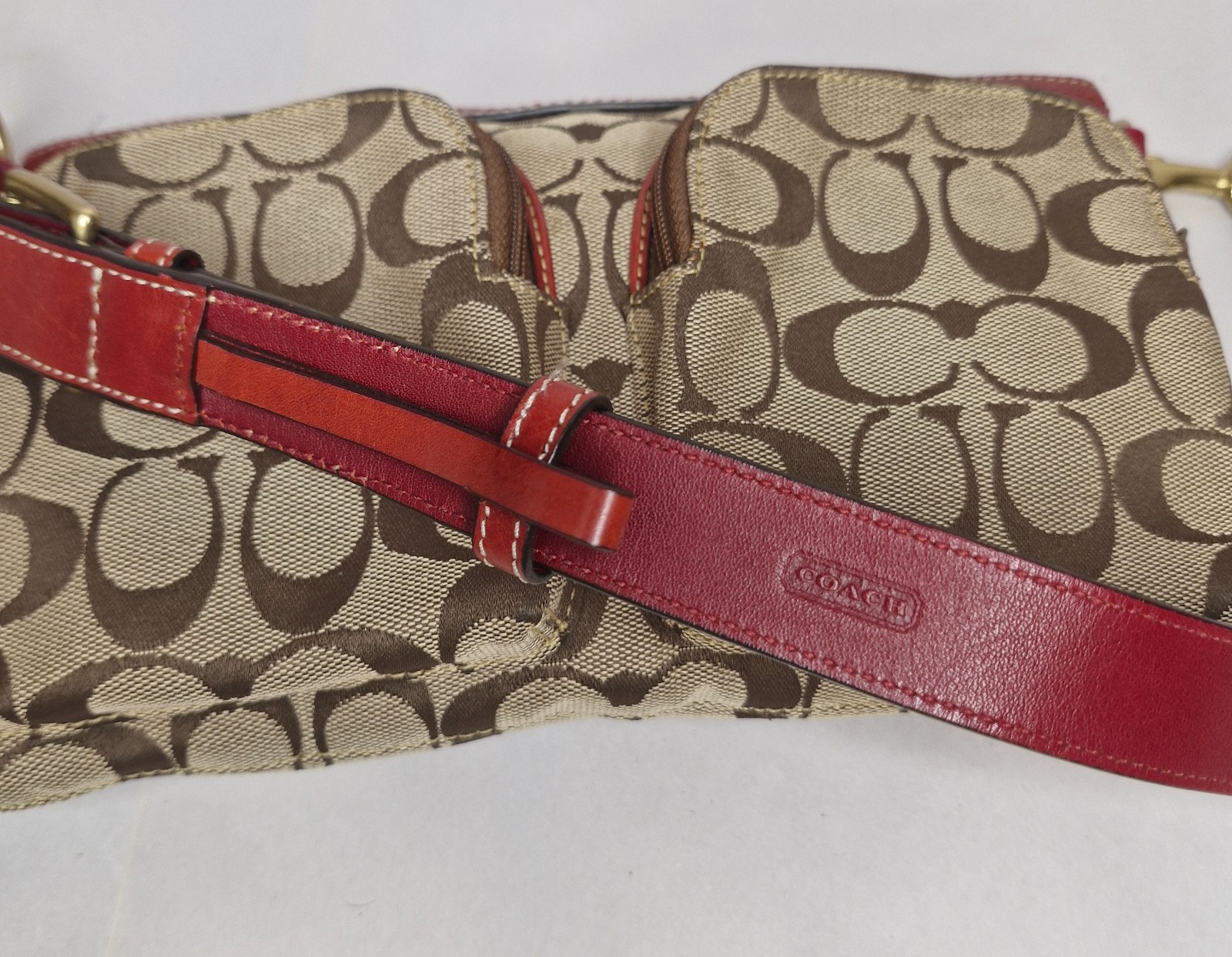 Coach Canvas and Red Leather Classic Logo Clutch Shoulder Bag Gold Hardware image 5