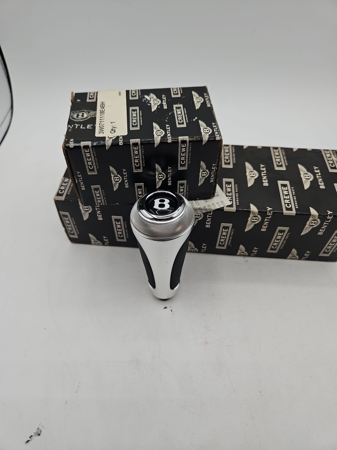 BENTLEY GEAR KNOB STANDARD BELUGA BLACK (GT, GTC & Flying Spur) (3W0711118F4BH)