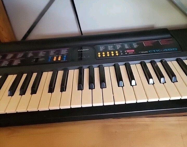CASIO CTK-480 61鍵 電子キーボード Casio CTK-480 61 Key Full-Size Portable Keyboard Missing the