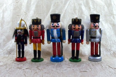 Nutcrackers Set Of Five Assorted 4-inch Christmas Soldiers Figurines & Ornaments