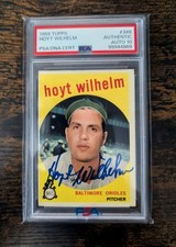 1959 Topps - Hoyt Wilhelm #349 Auto