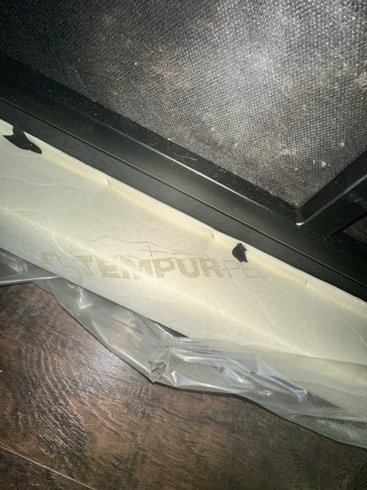 Marco de cama Reverie ajustable Temperpedic con masaje Queen Foto 3 de 4