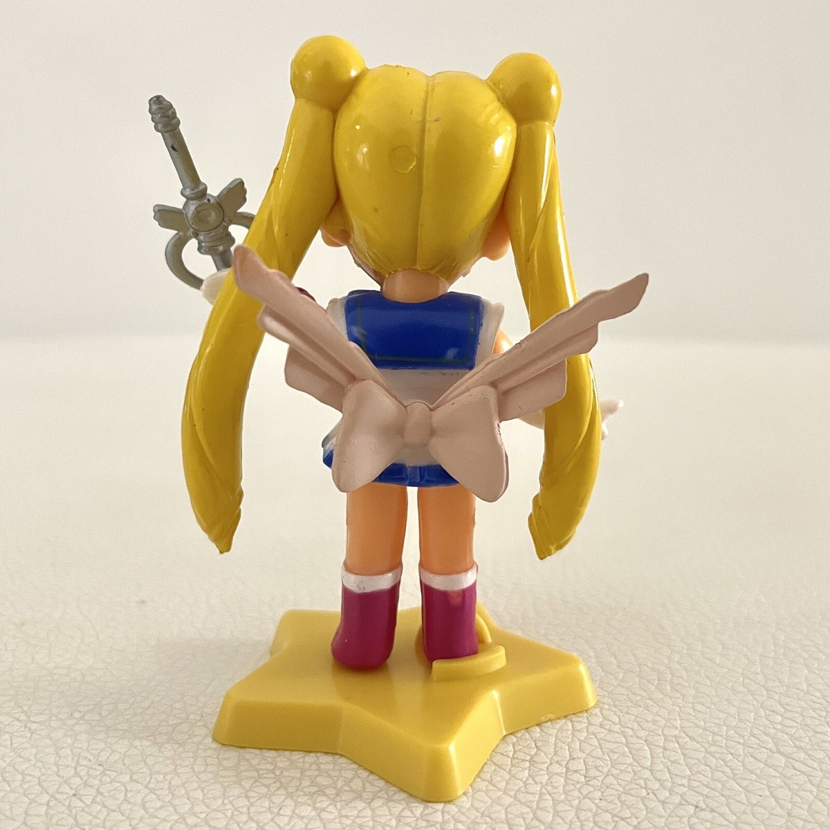 Vtg 90s Sailor Moon Figurine Snap-On Clothes Anime Dress-Up Moon - Main Image