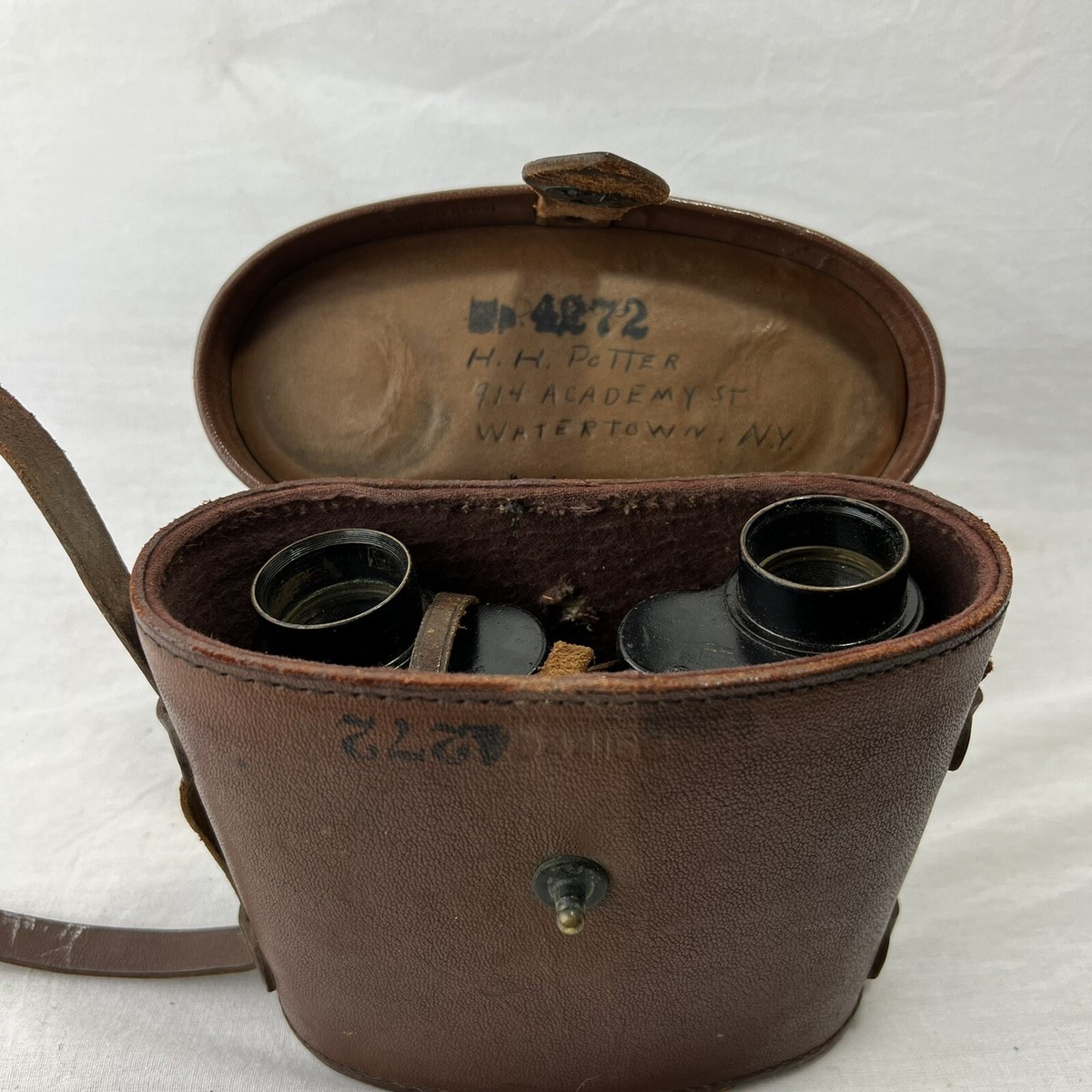 Vintage WWII 1942 US Army Binoculars With Leather Case M17 Vintage WWII 1942 US Army Binoculars With Leather Case M17