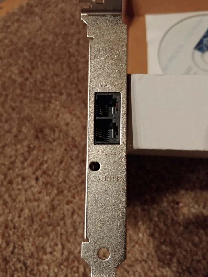 Intel PRO/DSL 2100 Modem - Image 4 of 4