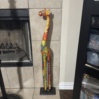 #ad Giraffe 40 inches hand painted handcrafted made of wood vintage $100.00