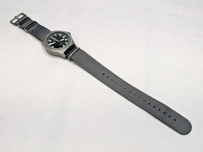 【michiさま専用】Deuxieme Classe Military MWC G10 200M 2024 Military Watch NSN 6645-99-472-3228D - NEW | eBay