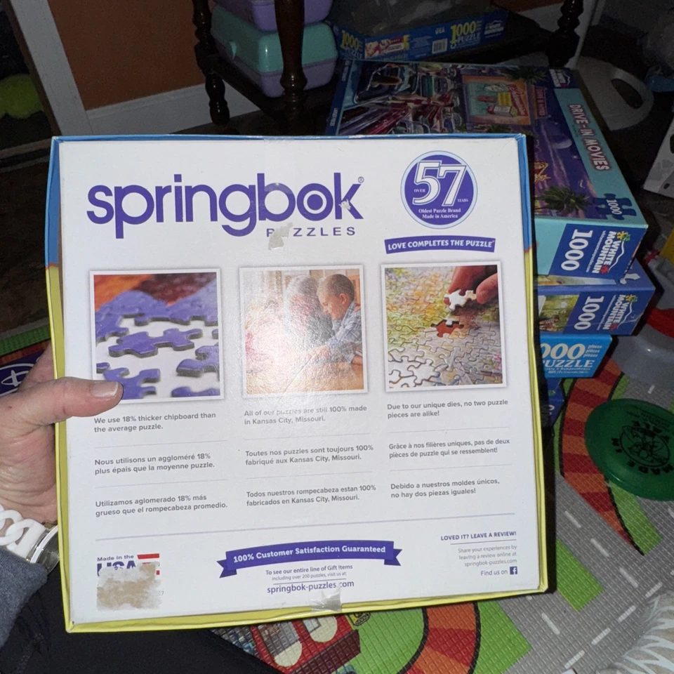 Springbok 1000 Piece Comic Books Galore Jigsaw Puzzle / Marvel / DC  - Image 4 of 4