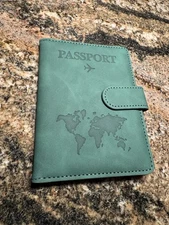 Eoehro Passport Holder/Cover Wallet RFID Block Leather Card Travel Case Unisex