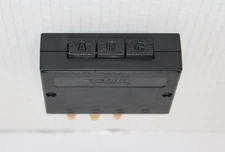 Radio Shack Vintage High Isolation A-B-C Video Selector with Coax RCA Adapter