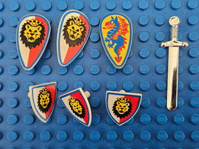 Vintage LEGO Castle 6078 Royal Drawbridge Complete -NO BOX  Printed Instructions