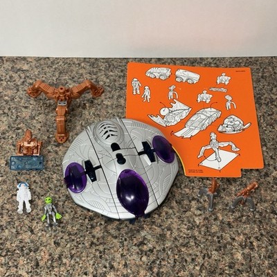 Mattel Wheels Matchbox Mega-Rig Space UFO Playset Vehicle Figures Alien Lot
