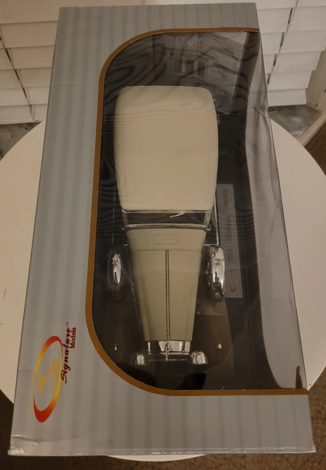 1930 Packard Brewster 1/18 Diecast Model Car Signature Models NEW IN BOX #18103 - Image 2 of 4