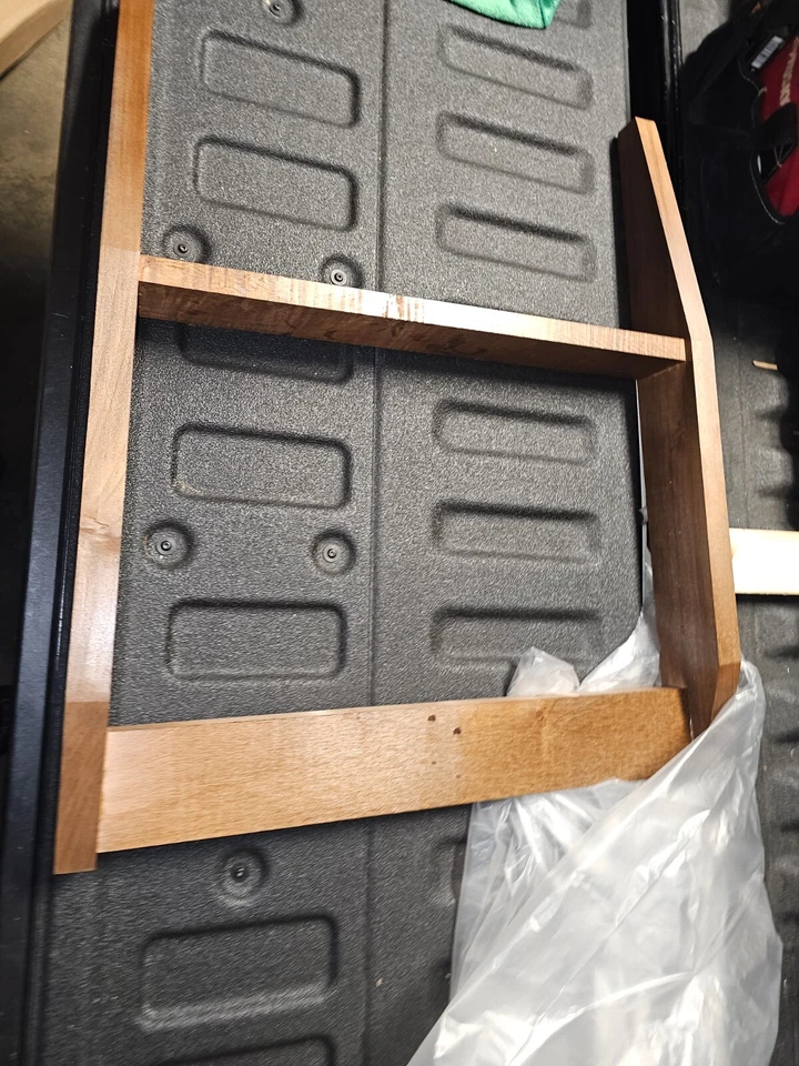 Rocker Base   LaZY BOY LA Z  Boy Recliner Chair Parts - Image 2 of 4