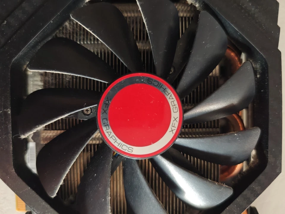 XFX Radeon RX 580  8GB Scheda Video  - Immagine 4 di 4