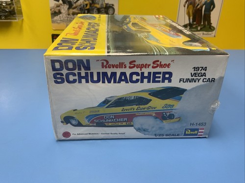 Don Schumacher Revell’s Super Shoe Vega Funny Car H-1453 Released in 1995 NEW - Picture 3 of 5