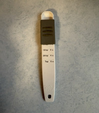 Pampered Chef Adjustable Measuring Spoon Mark...