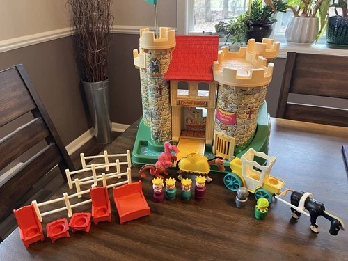 Vintage Fisher Price Vintage Castle 993 Set With Accessories