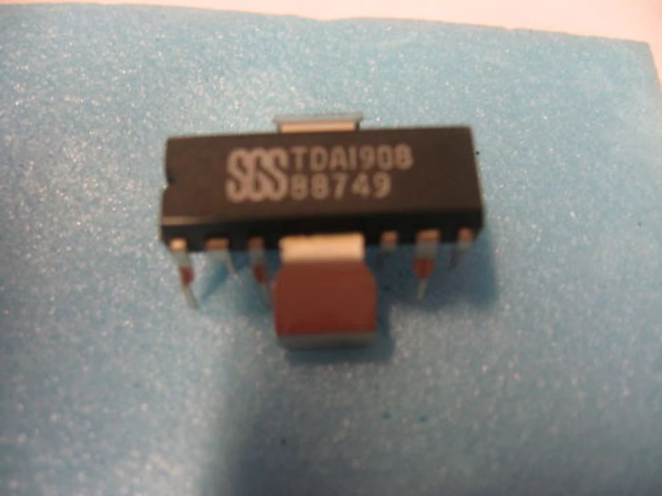 ci TDA1908 ~ ic TDA1908 ~ ST ou SGS ~ 8w audio amplificateur