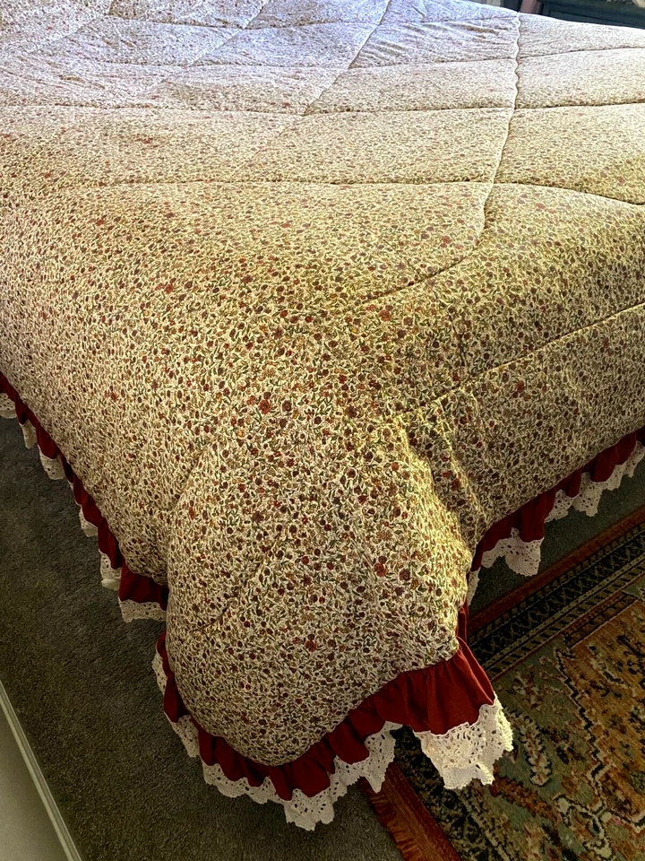 DE COLECCIÓN AÑOS 80 JC PENNY MARRÓN FLORAL CON VOLANTE DE ENCAJE ABUELA NÚCLEO EDREDÓN TALLA - REINA Foto 4 de 4