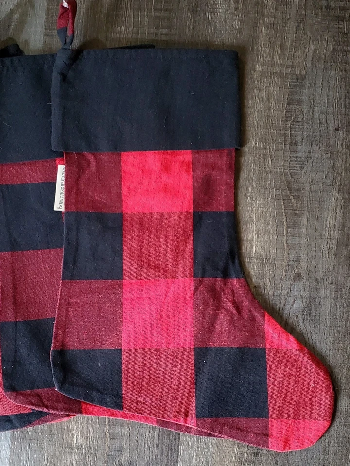 LOTE de 4 Medias de Navidad Primitives By Kathy Rojo/Negro Búfalo Cuadros Nuevas Foto 3 de 4