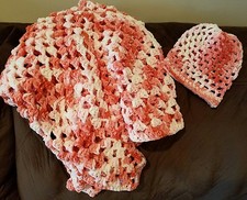 hand crochet beautiful Bernat tiny baby blank...